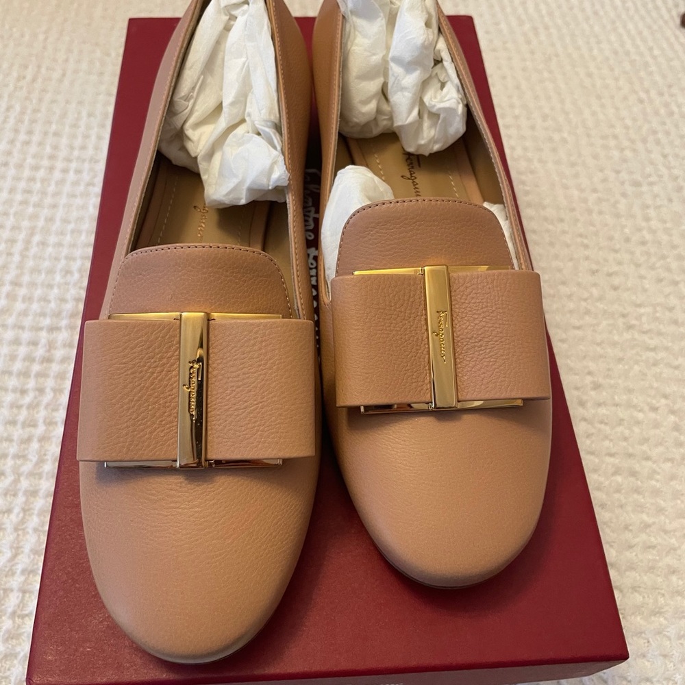 Salvatore Ferragamo Sarno Loafers- sz 7.5